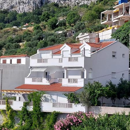 Apartmani Cvita Omiš Zewnętrze zdjęcie