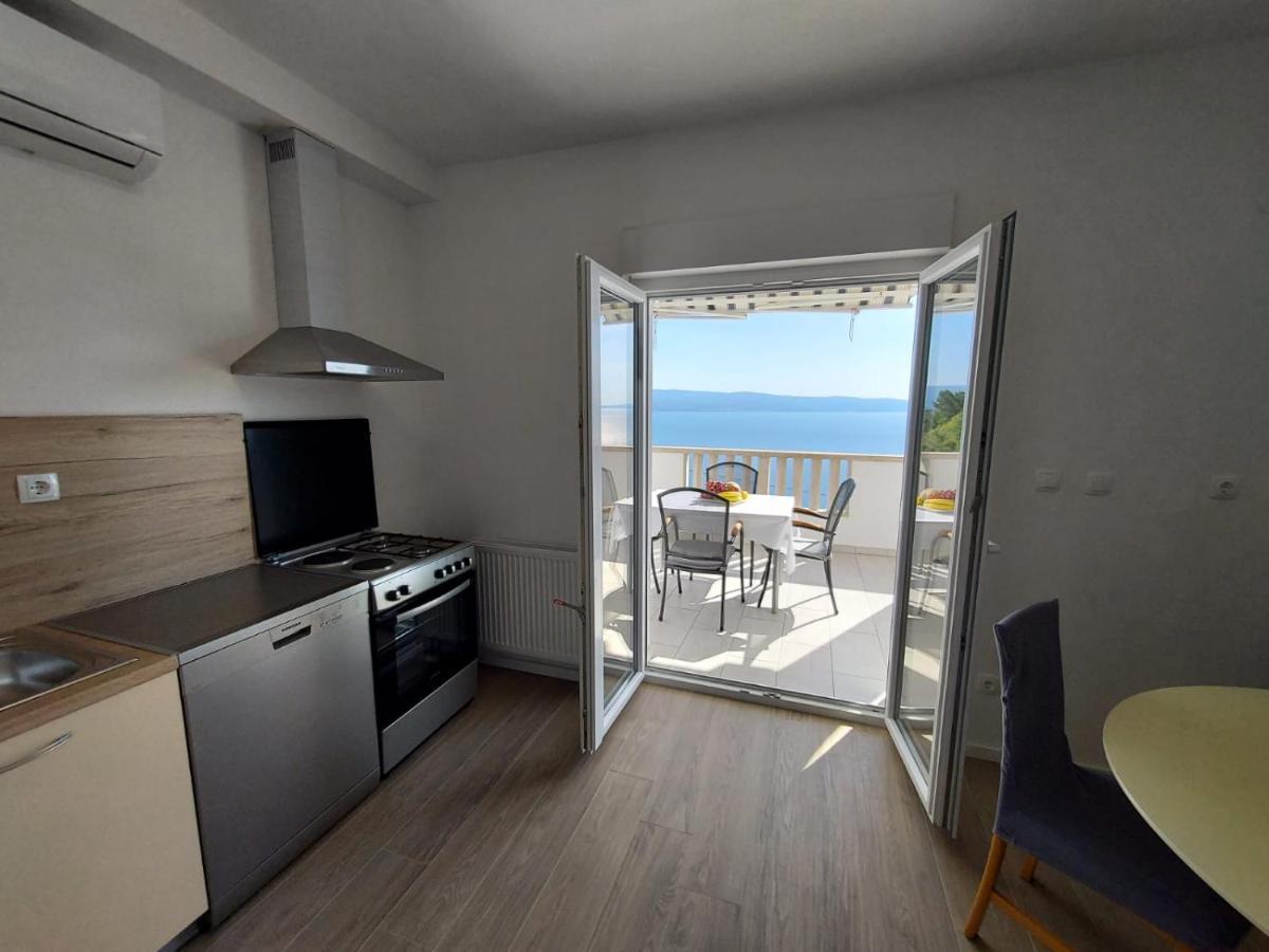 Apartmani Cvita Omiš Zewnętrze zdjęcie