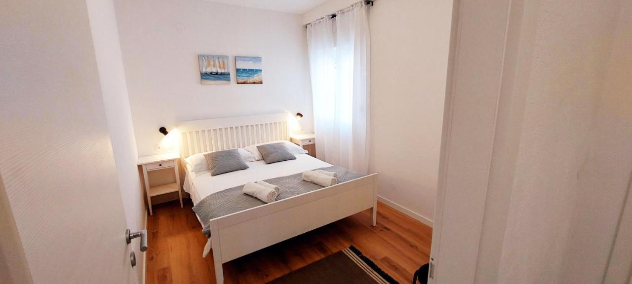 Apartmani Cvita Omiš Zewnętrze zdjęcie